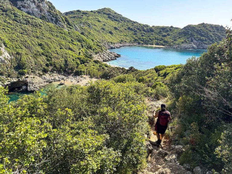 Weltweitwandern Korfu, zu einer Bucht